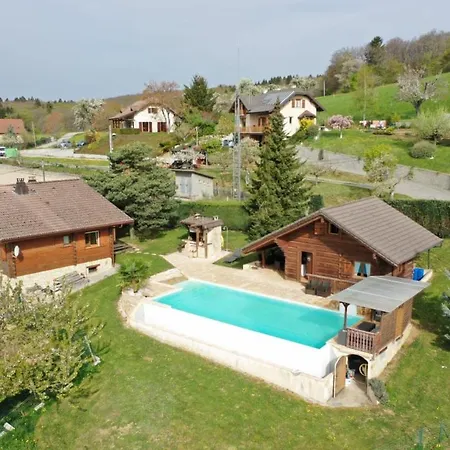 Le Pre De La Dame Guest house 4*